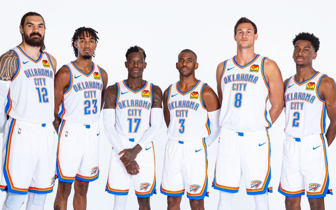 足球国足后防稳固，连续三场零封对手（国足筑牢后防，连续三战零封）