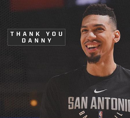 早报：上次赢了你不服吗？那再赢你一次（早报：上回赢了你还不服？那就再赢一次）