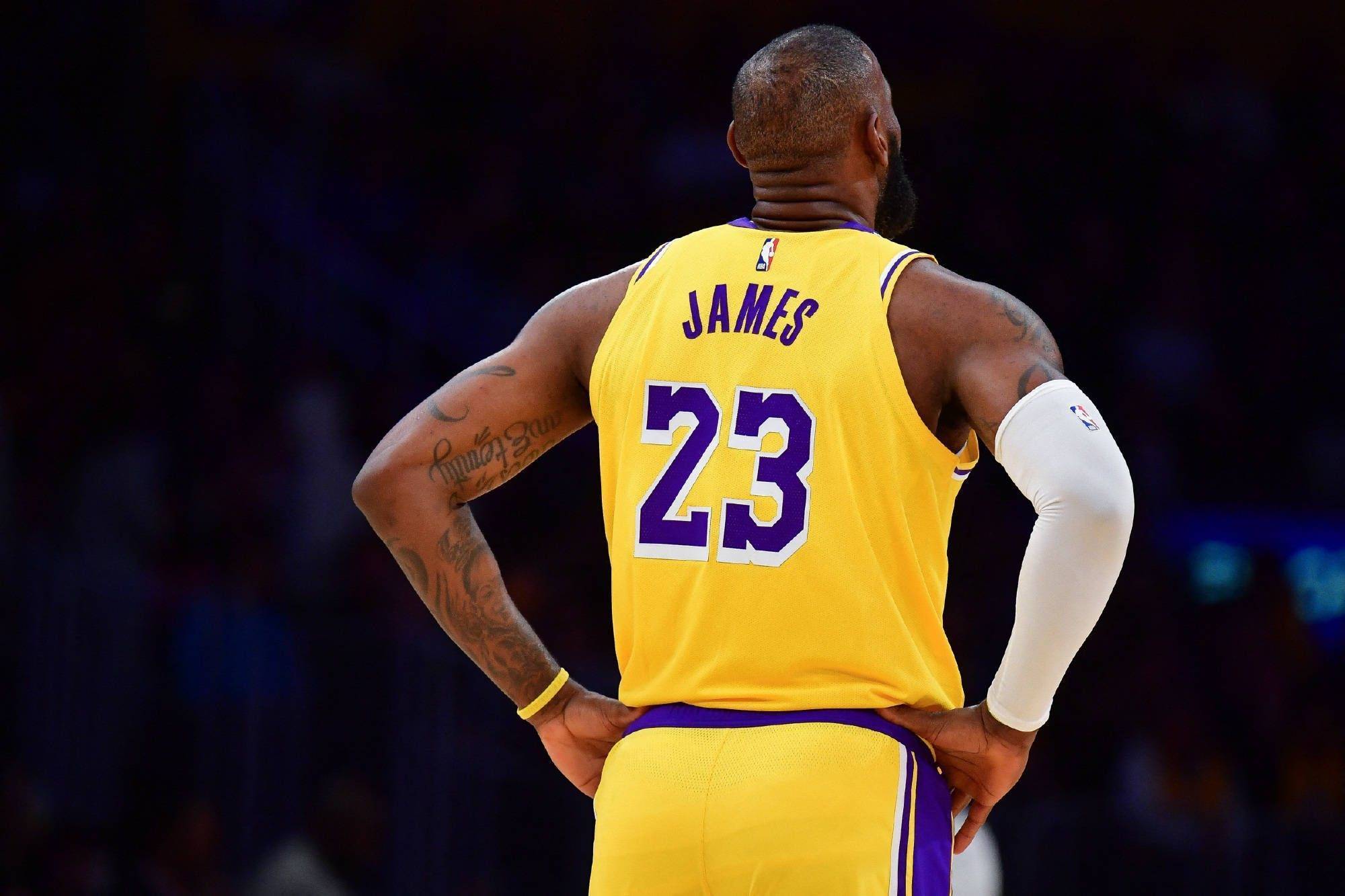 范佩西：瓜迪奥拉训练课让我醍醐灌顶；考教练证书两次没过（范佩西：瓜迪奥拉的训练课让我茅塞顿开；教练证两度未通过）