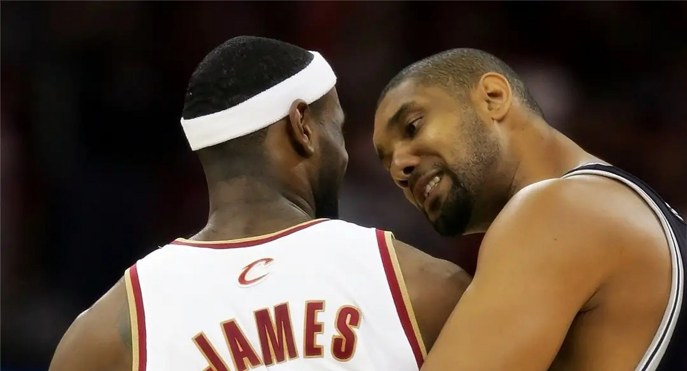 媒体人：今天于汉超将前往教练员培训班报到（媒体人透露：于汉超今日将赴教练员培训班报到）