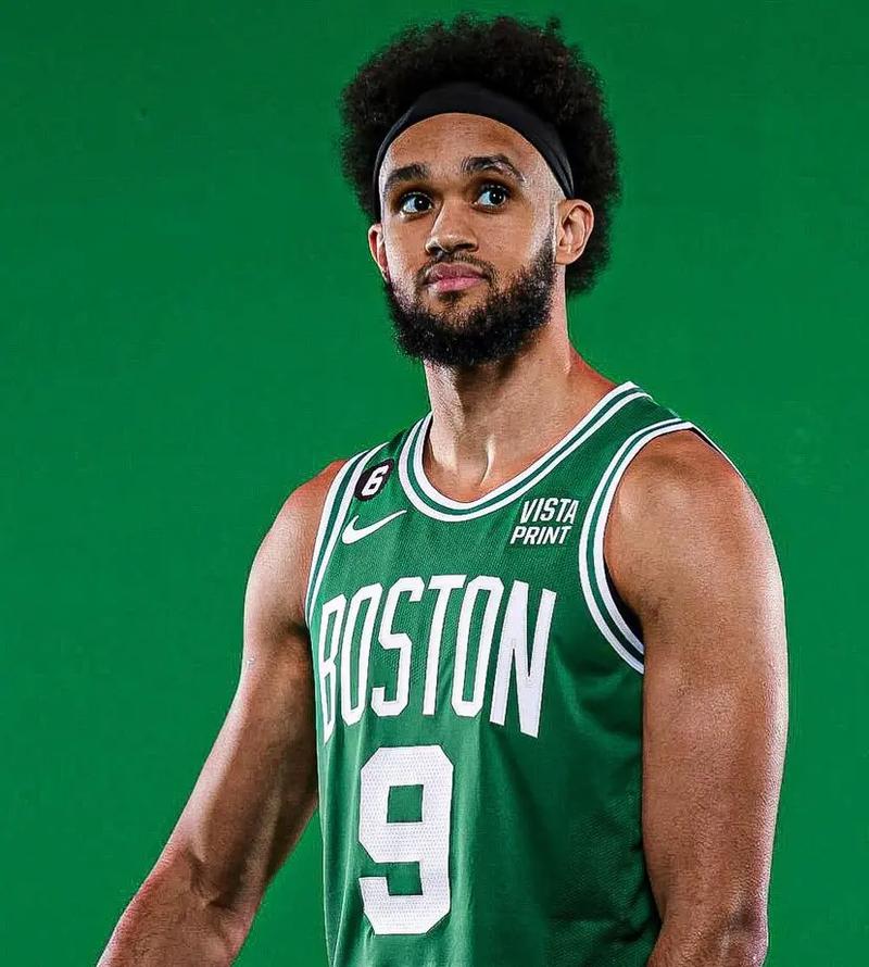 穆勒：越接近决赛看球的人越多，在数万球迷面前踢球令我兴奋（穆勒：越临近决赛观赛人数越多，置身万人面前比赛让我更兴奋）