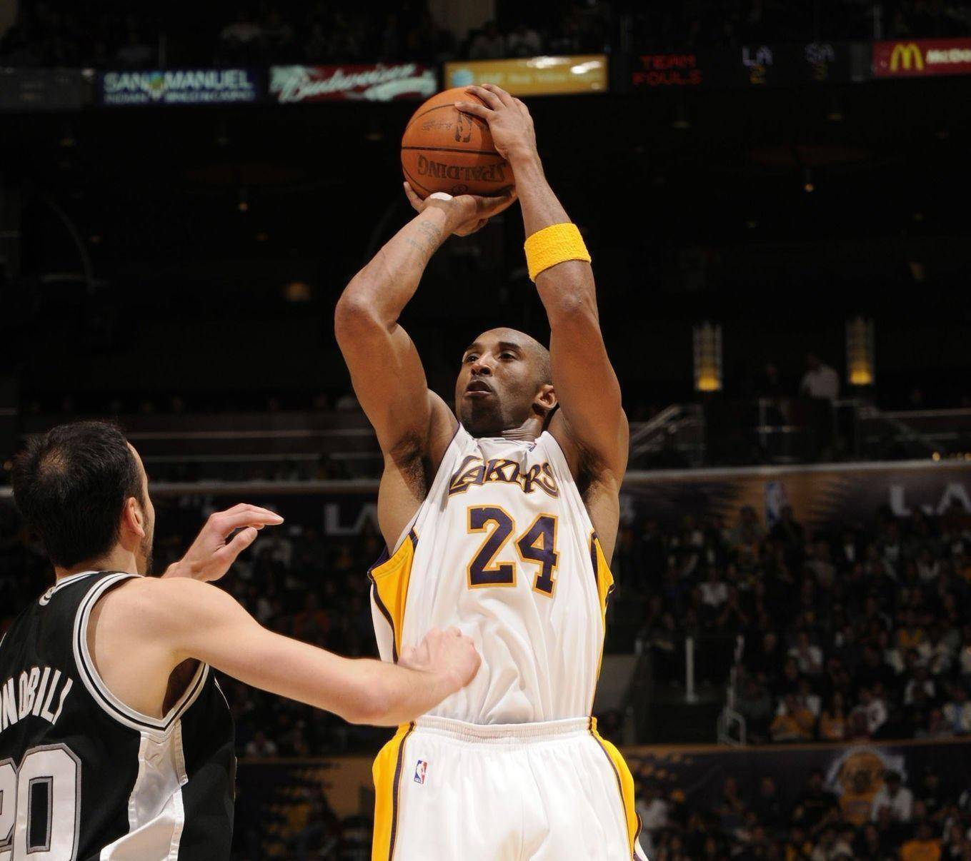 德国队1974年世界杯冠军成员赫尔佐格去世，享年79岁（德国1974年世界杯冠军队成员赫尔佐格逝世，终年79岁）