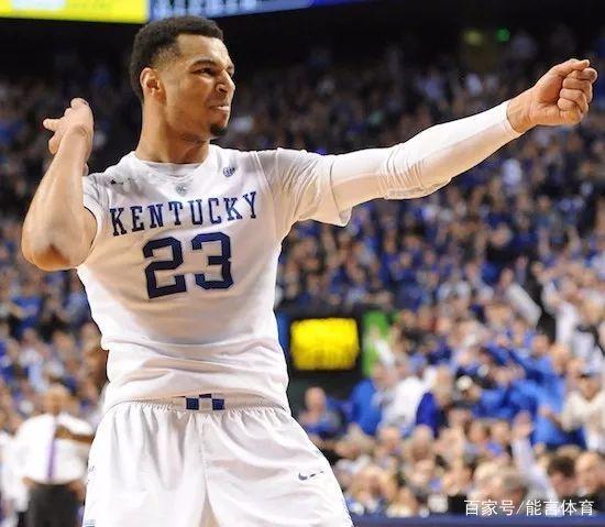 森林狼vs快船前瞻：爱德华兹状态火热，快船背靠背难逃2连败（森林狼迎战快船前瞻：爱德华兹状态正佳，背靠背快船恐遭两连败）