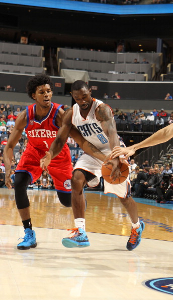 热闻｜达洛特破门，曼联1-1平西汉姆联反超利物浦升英超第八（达洛特建功，曼联1-1战平西汉姆，超越利物浦升至英超第八）