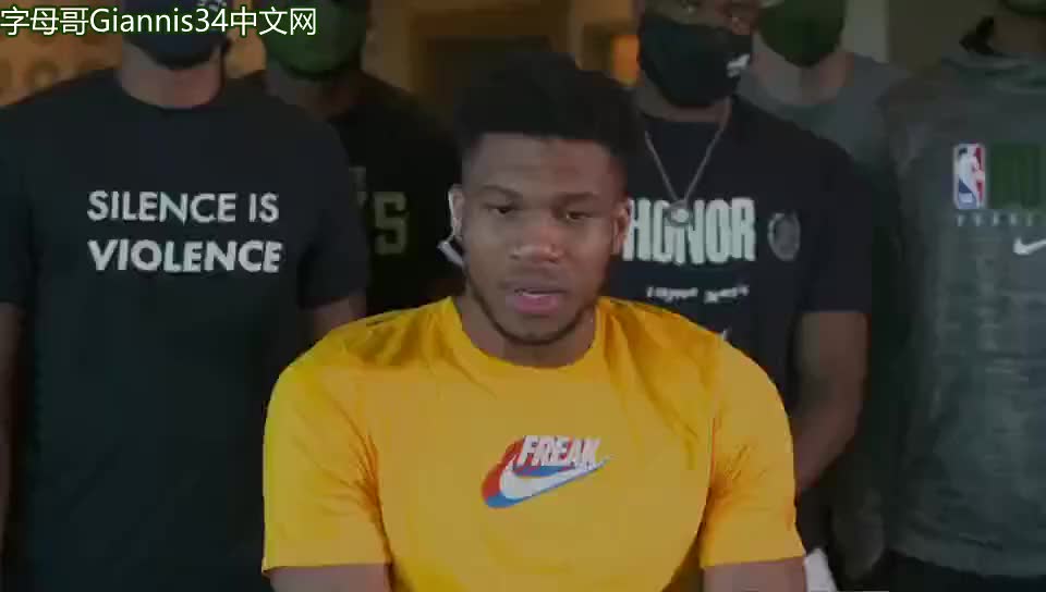 前意甲裁判谈DV9点球被吹：他和防守球员互有拉扯，都不犯规（前意甲裁判评DV9点球被取消：与后卫互相拉扯，均不构成犯规）